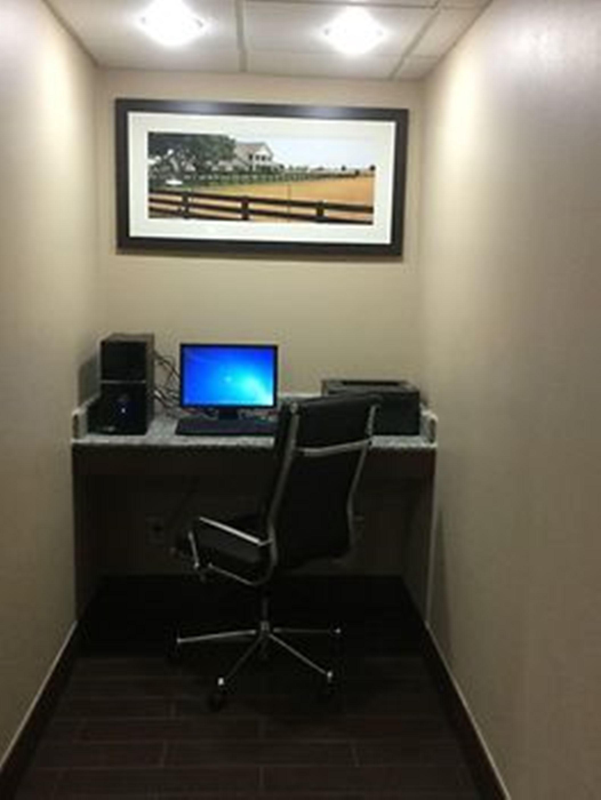 Quality West - Dallas