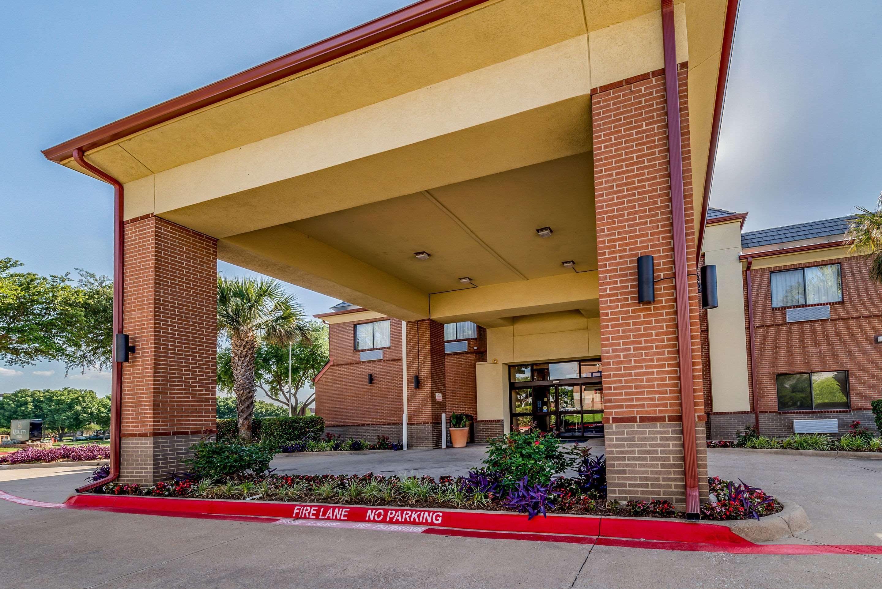 Quality West - Dallas Plano